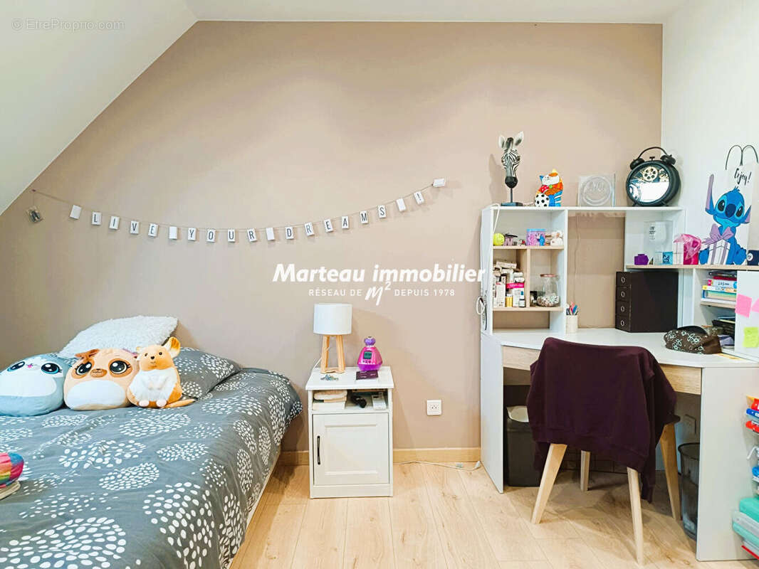 TRANGÉ - Maison 6 pièces d'environ 180m² (Proche HOPITAL UNIVERSITE) - photo 8