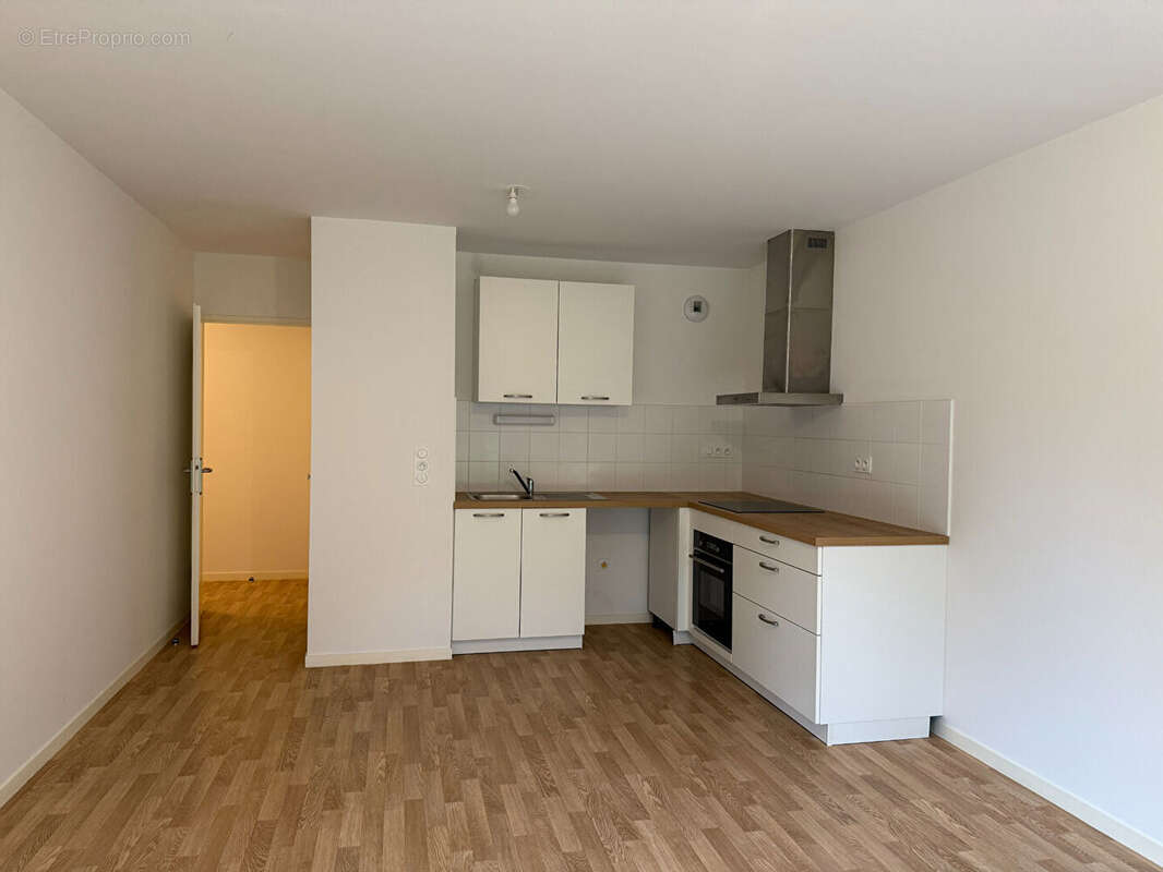Appartement à BOUGUENAIS