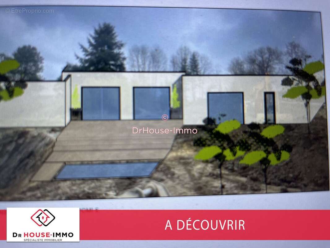 Terrain à UNIEUX