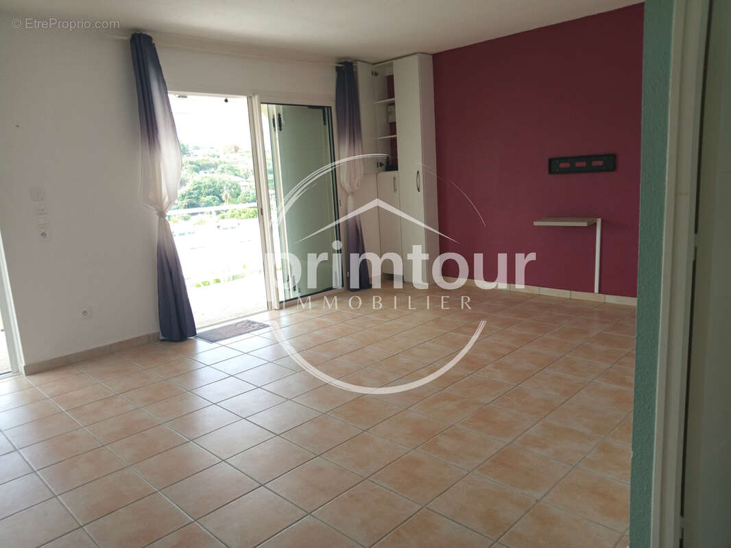 Appartement à LE GOSIER