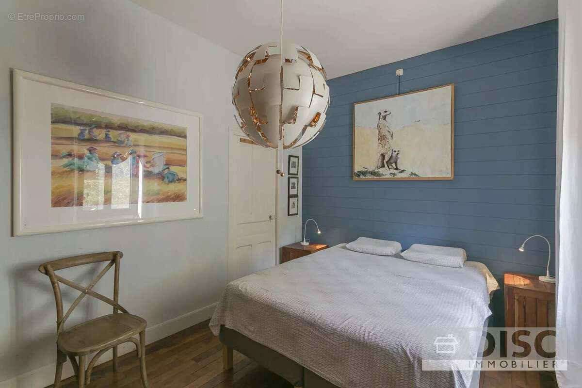 Maison à SAINT-MARTIN-LAGUEPIE