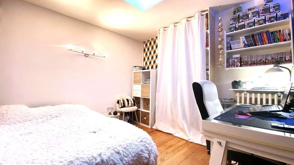 Maison à SAINT-CYR-L&#039;ECOLE