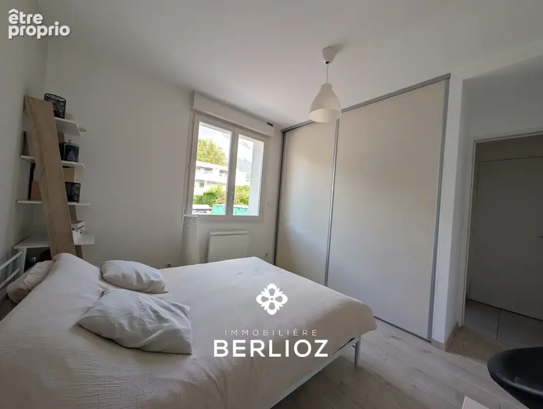 Meylan   limite montbonnot-saint-martin   maison mitoyenne 4 chambres   149 m2 au sol   jardin 300 m2   piscin - photo 29