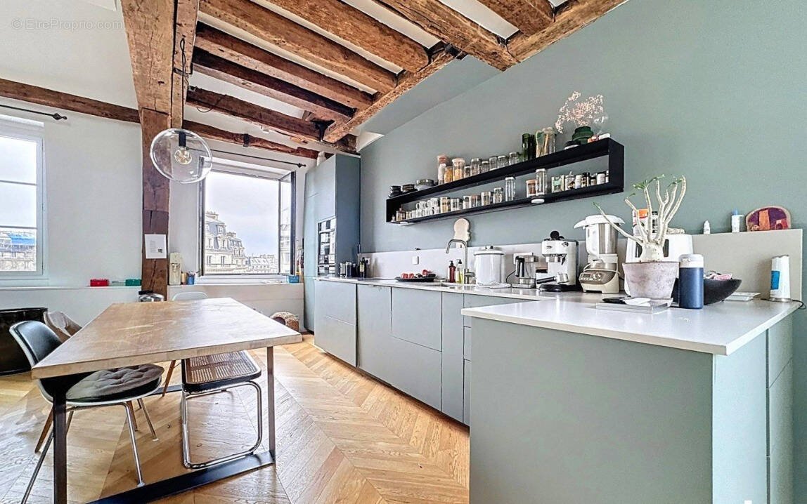 Appartement à PARIS-2E