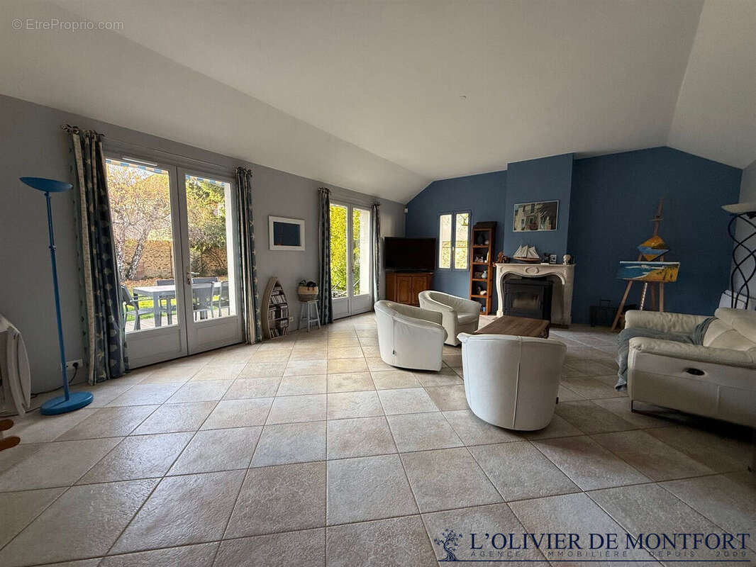 Maison à MONTFORT-L'AMAURY