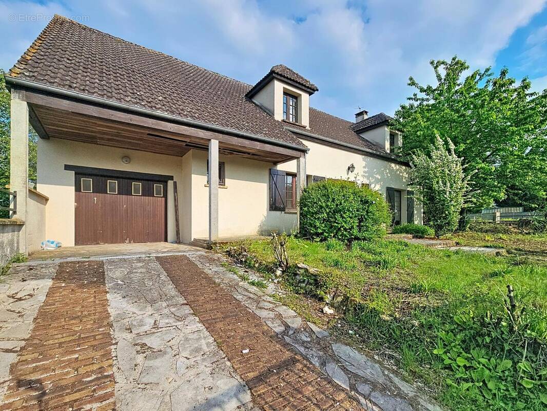 Photo 1 - Maison à BRAY-SUR-SEINE