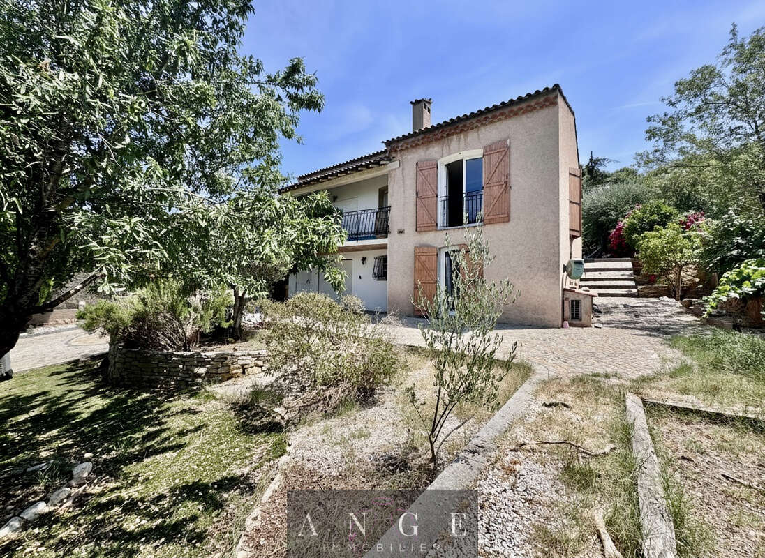 LA GARDE   Villa avec piscine dans secteur résidentiel au calme et sans vis-à-vis - photo 3