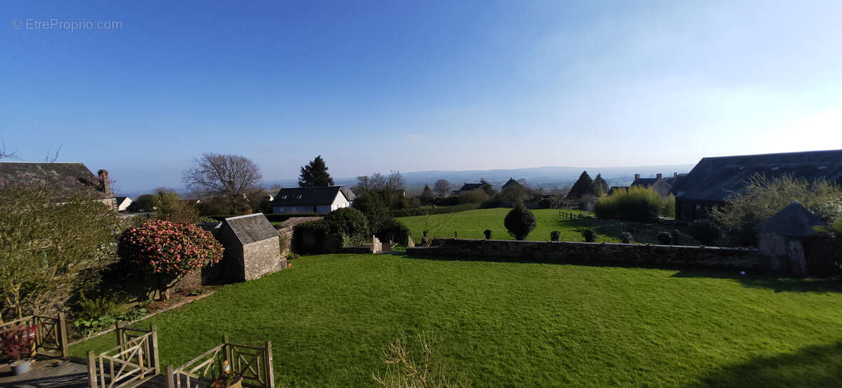Maison à VILLERS-BOCAGE
