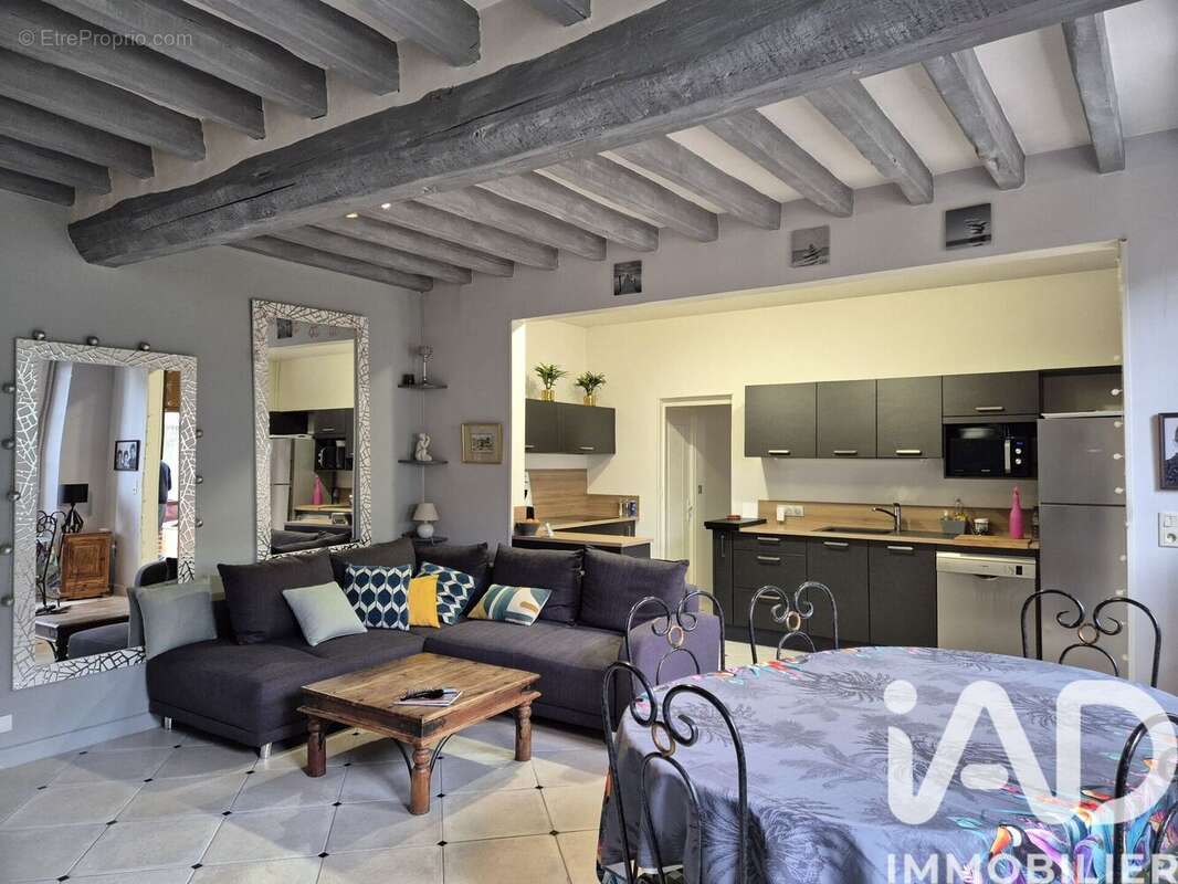 Photo 2 - Maison à MICHERY