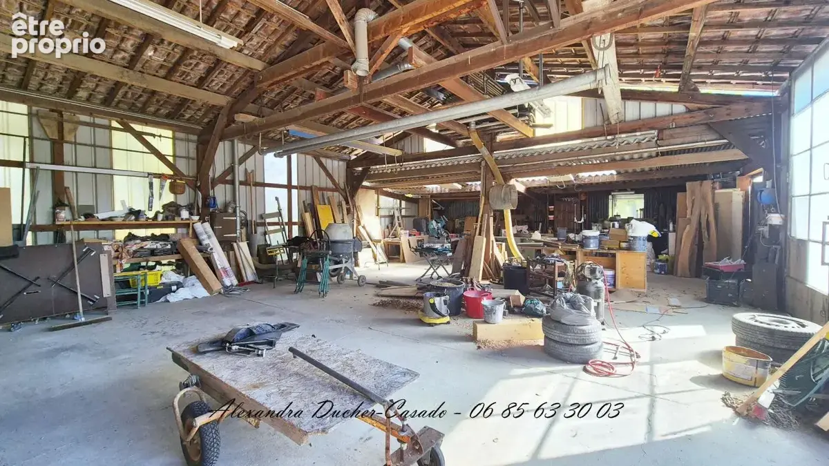 Maison d'habitation avec atelier et annexes - photo 15