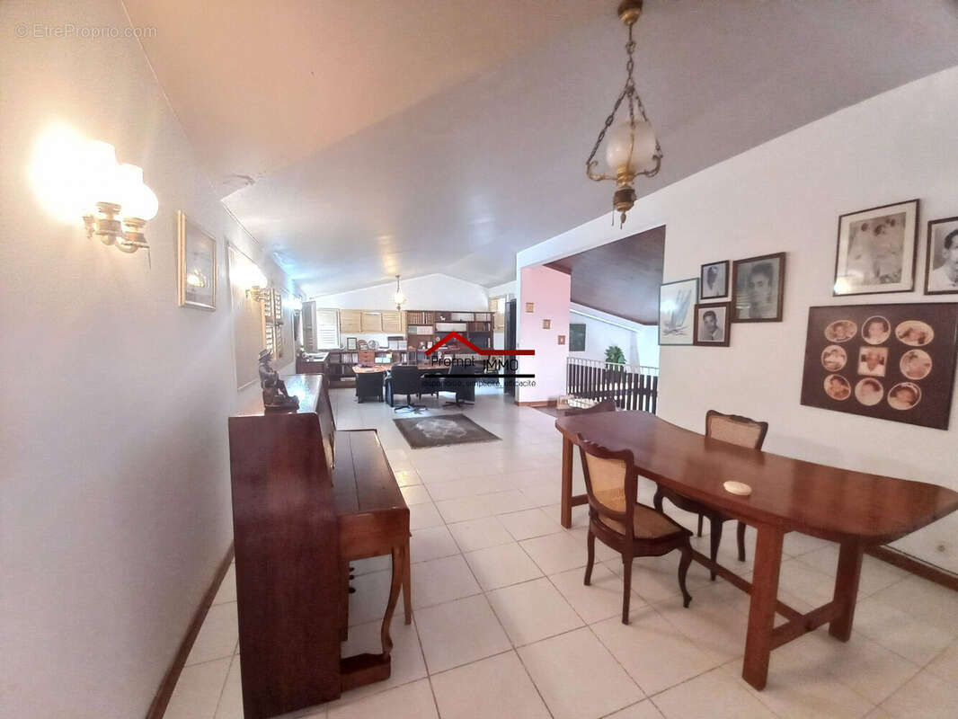 Salon / bureau étage - Maison à SCHOELCHER