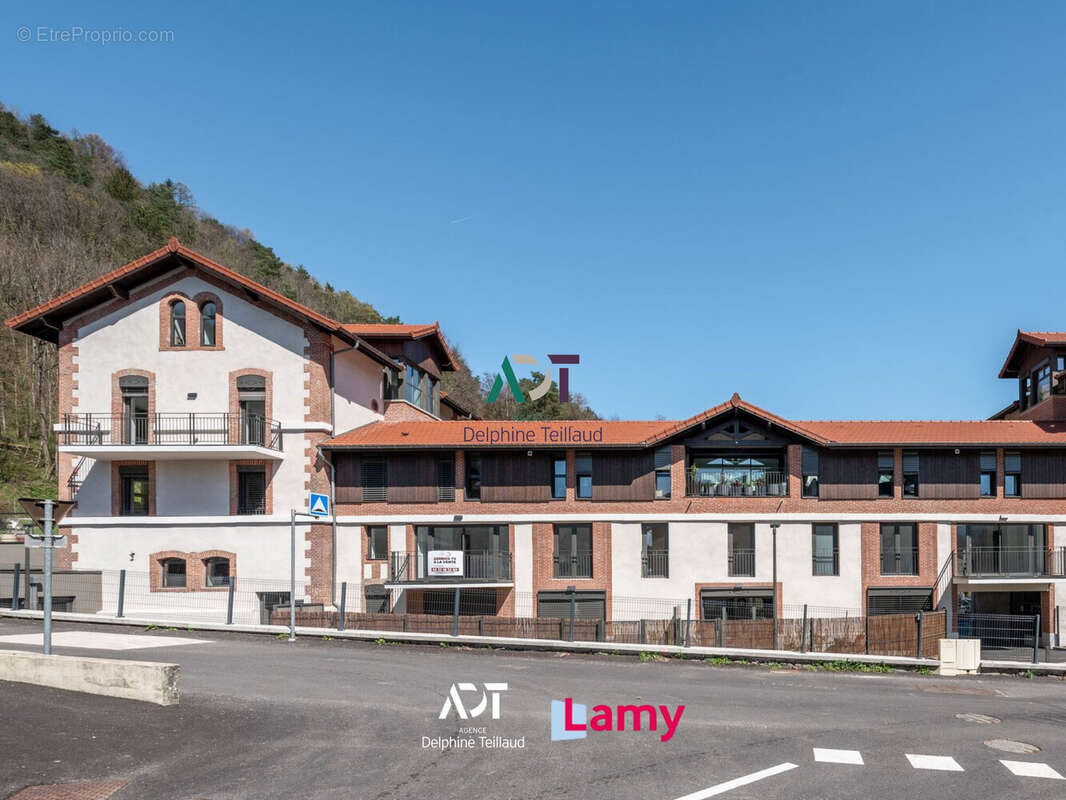 Appartement à SAINT-MARTIN-D'URIAGE