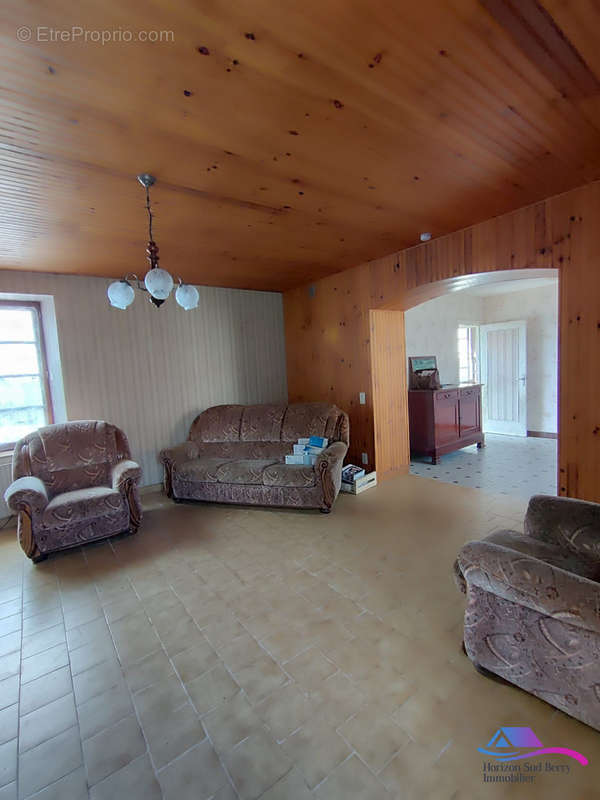 Maison à POULIGNY-NOTRE-DAME