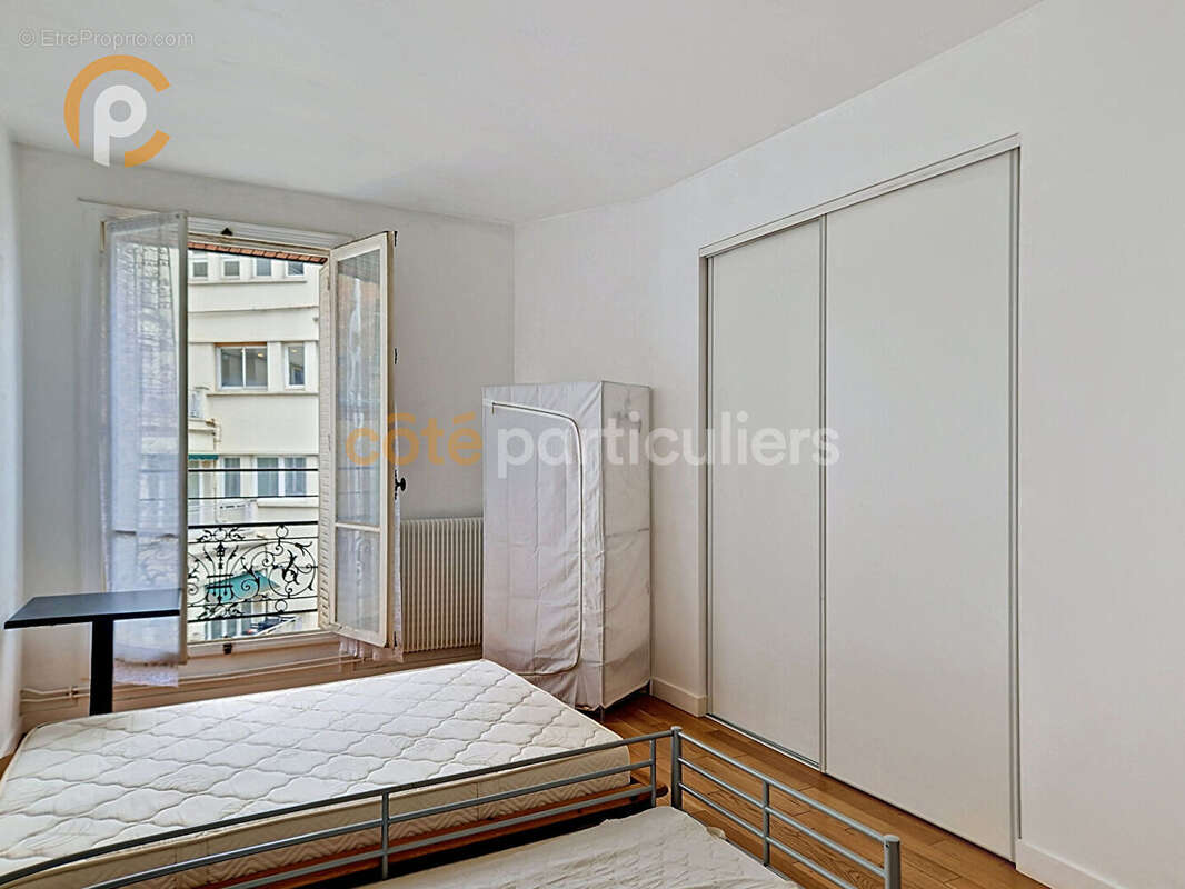 Appartement à PARIS-8E