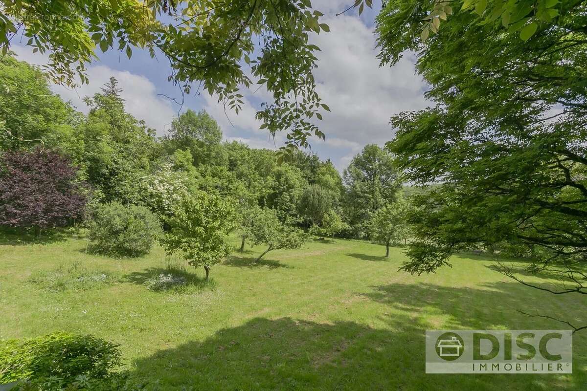 Maison à SAINT-MICHEL-DE-VAX