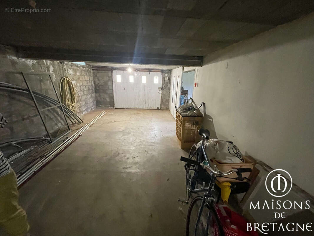 Maison et dépendance LE TREVOUX - photo 10