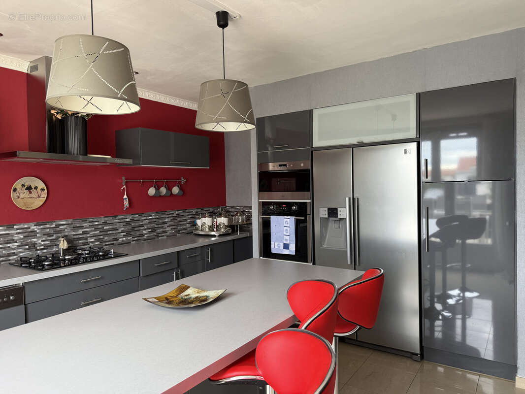 Maison à PONT-DU-CHATEAU