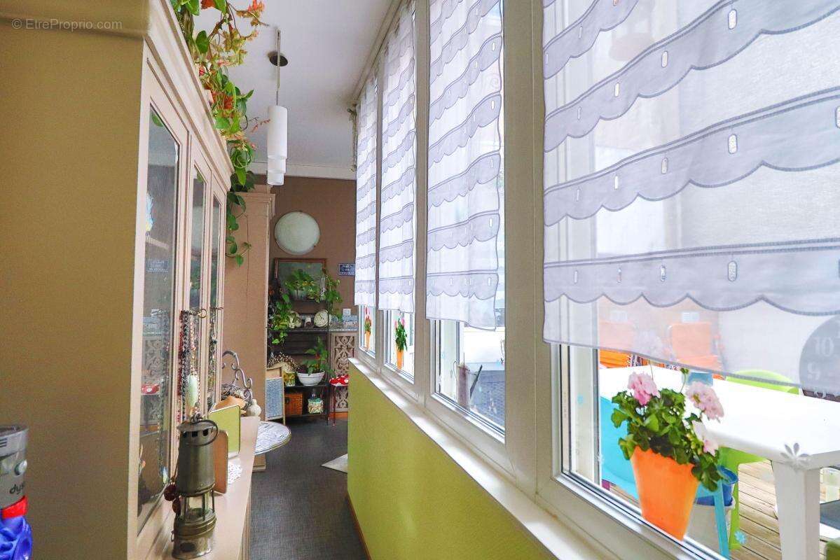 Appartement À Vendre - photo 8