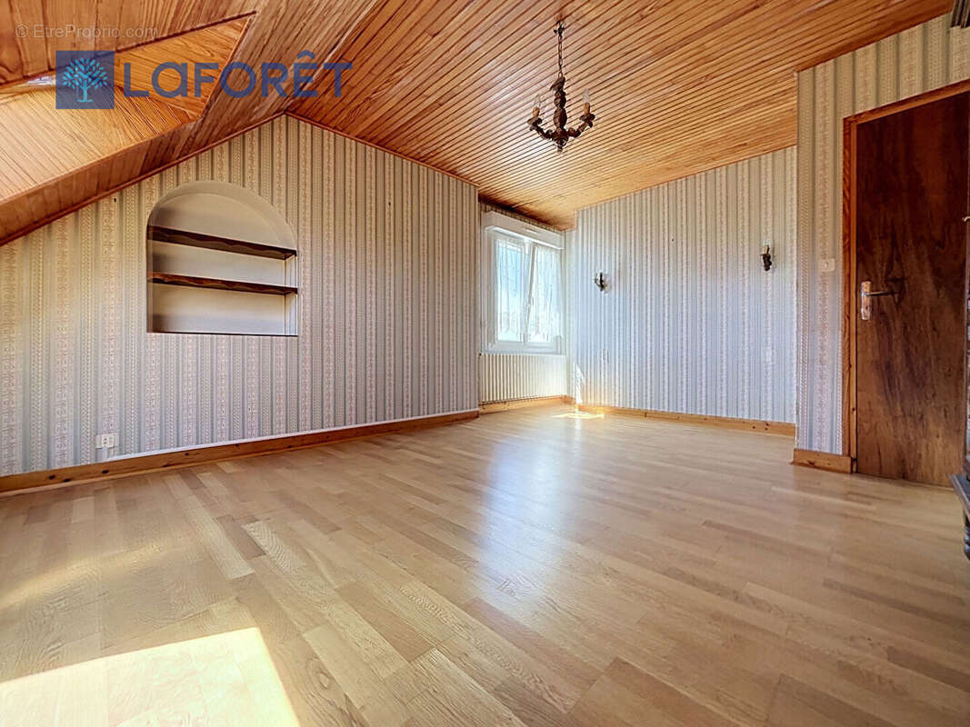 Maison familiale aux beaux volumes - photo 11