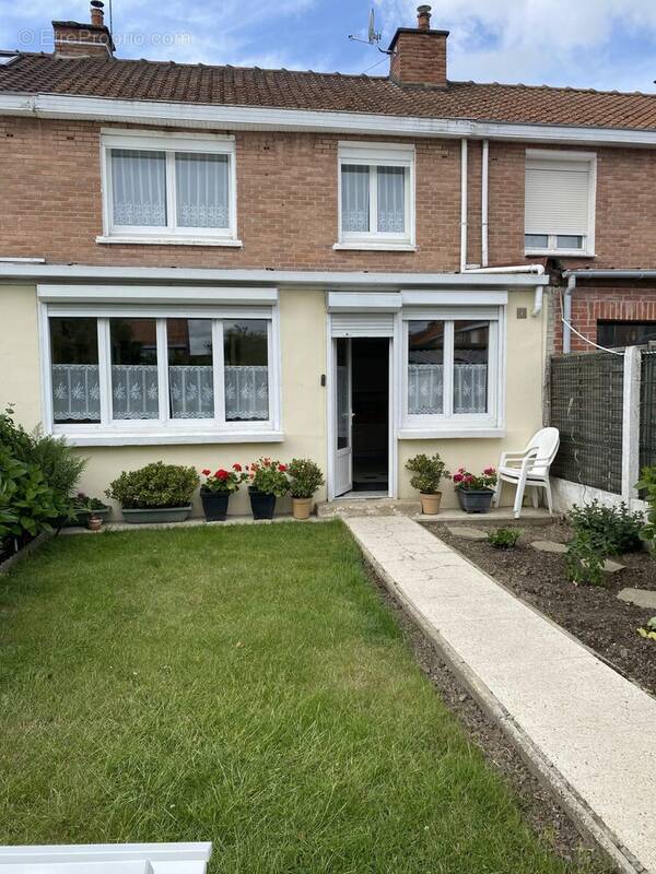 Maison à FACHES-THUMESNIL