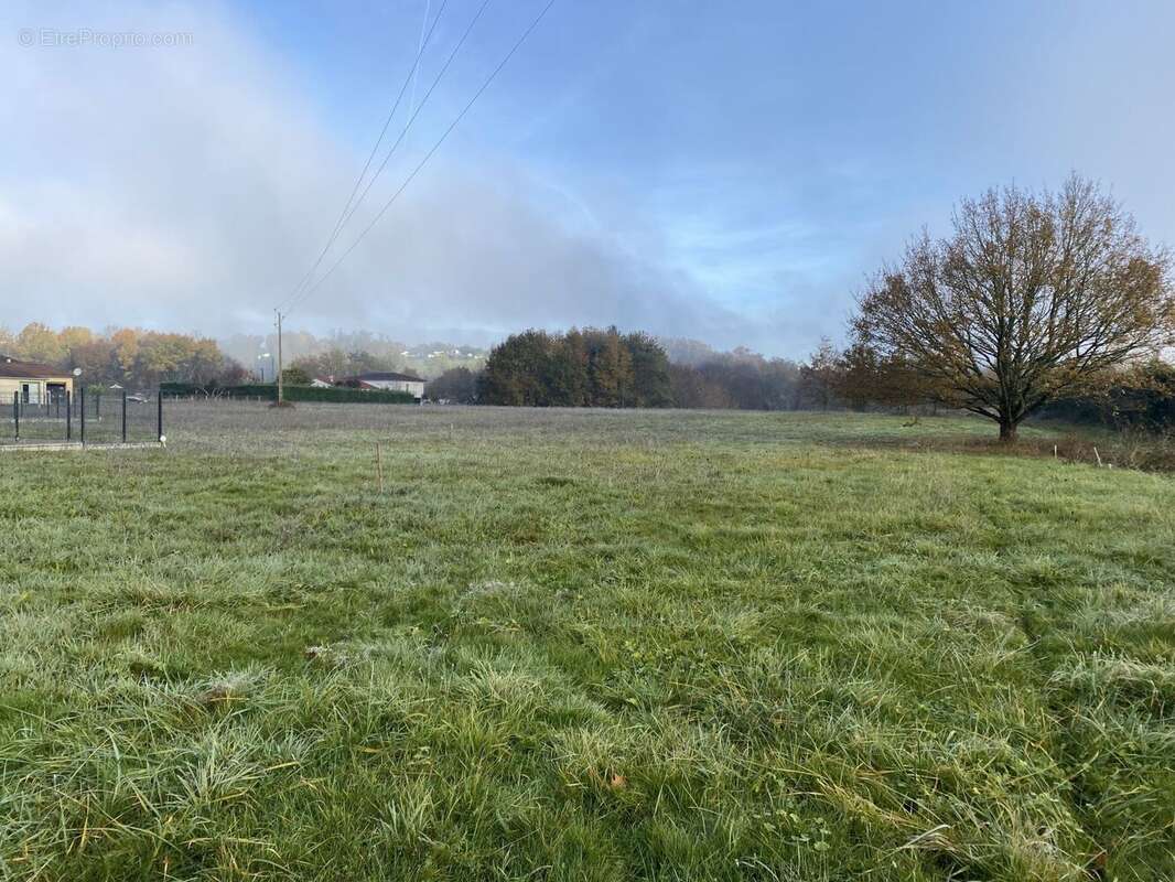 Terrain à bâtir de 950 m² à ANNESSE-ET-BEAULIEU (24) - photo 7