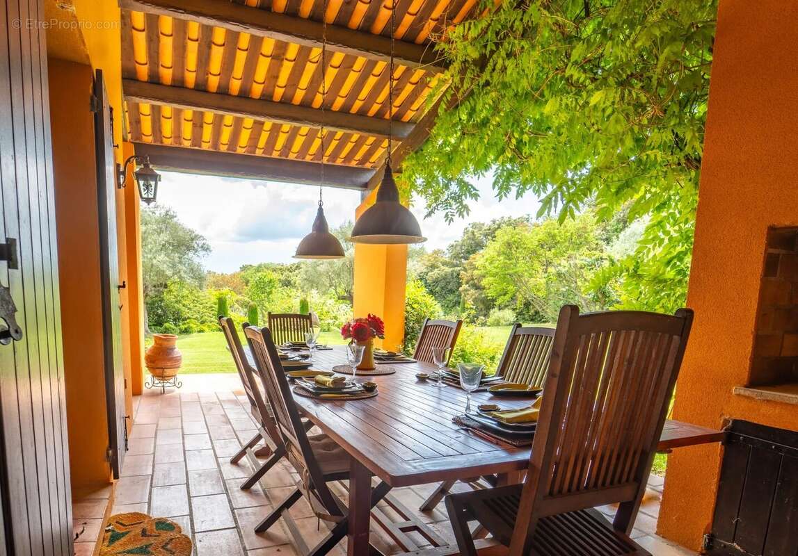 Maison à SAINT-MARC-JAUMEGARDE