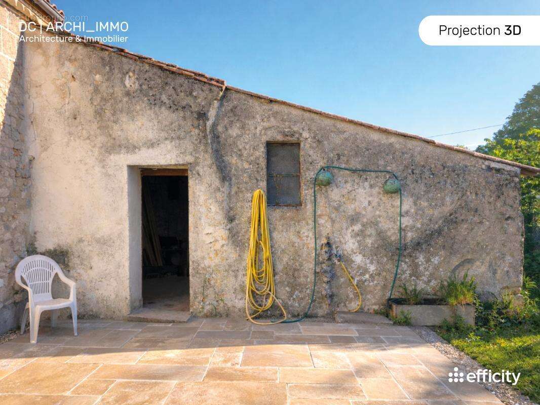 Maison à JAU-DIGNAC-ET-LOIRAC