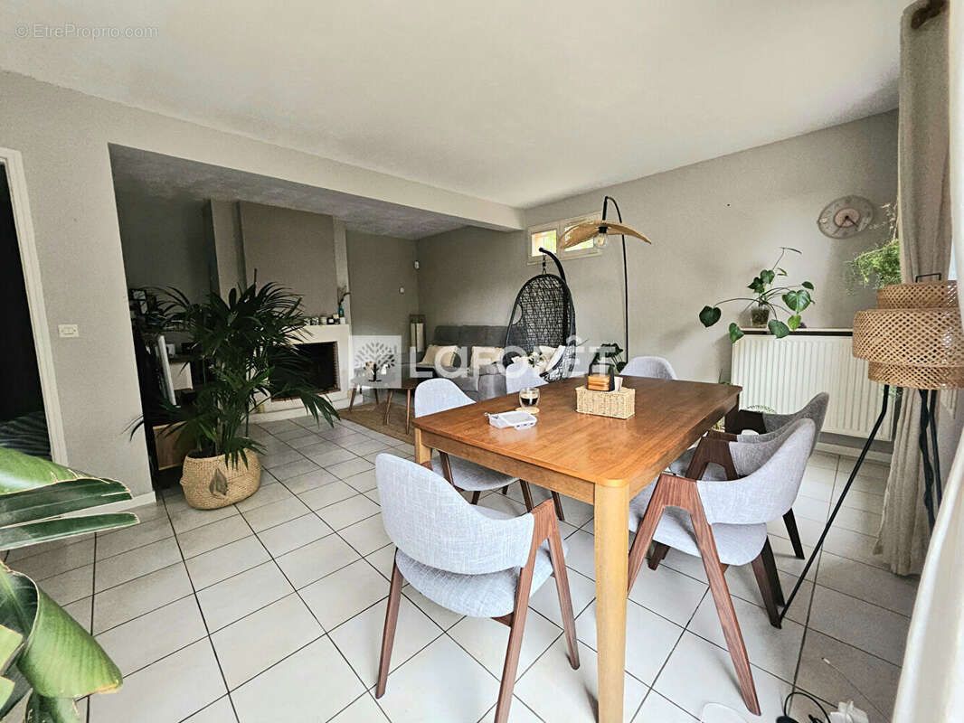 Maison à CONFLANS-SAINTE-HONORINE