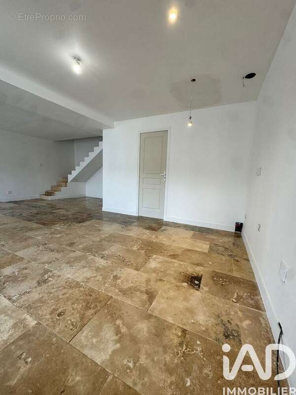 Maison 86 m² à Prin-Deyrancon  - photo 4