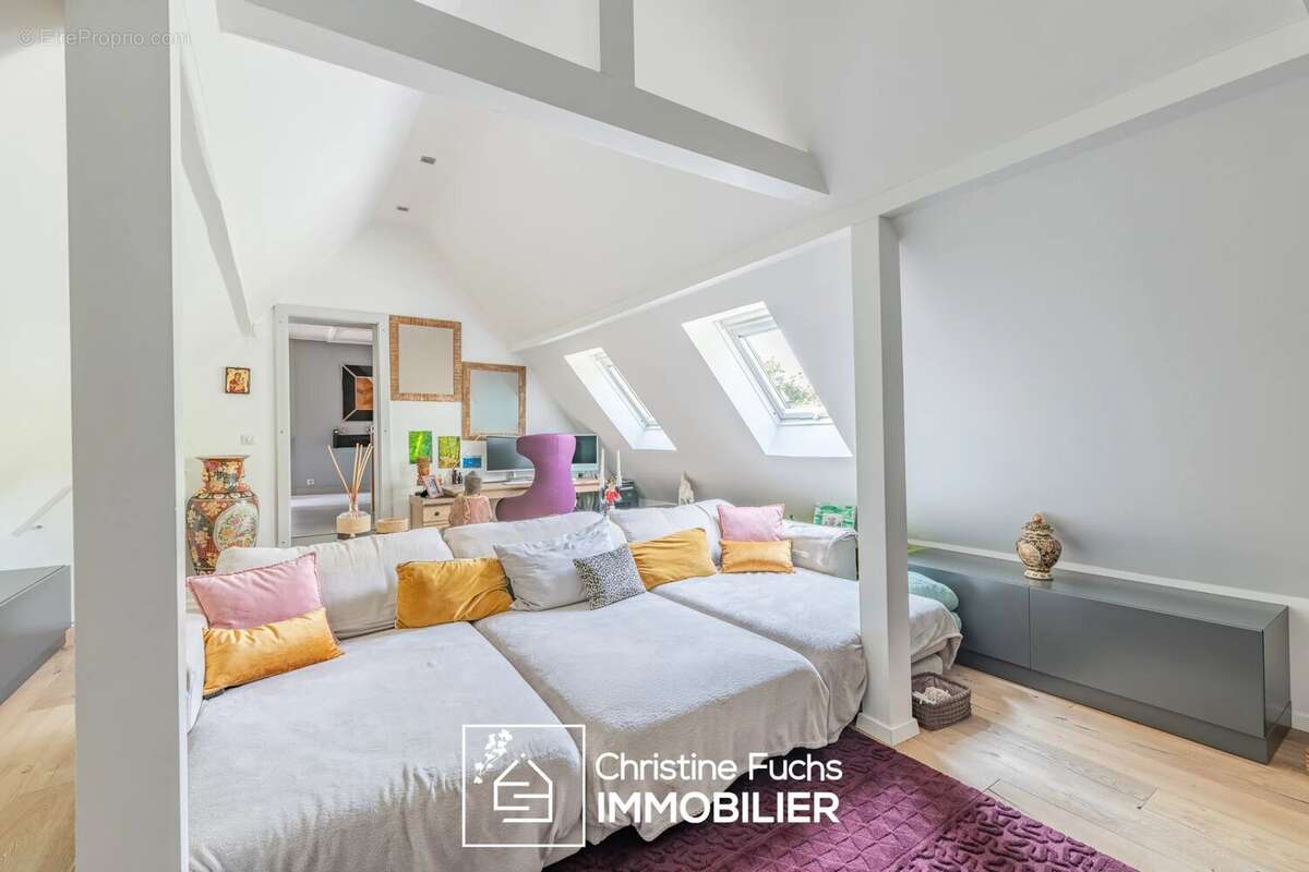 Marienthal - Une maison repensée avec élégance - photo 13