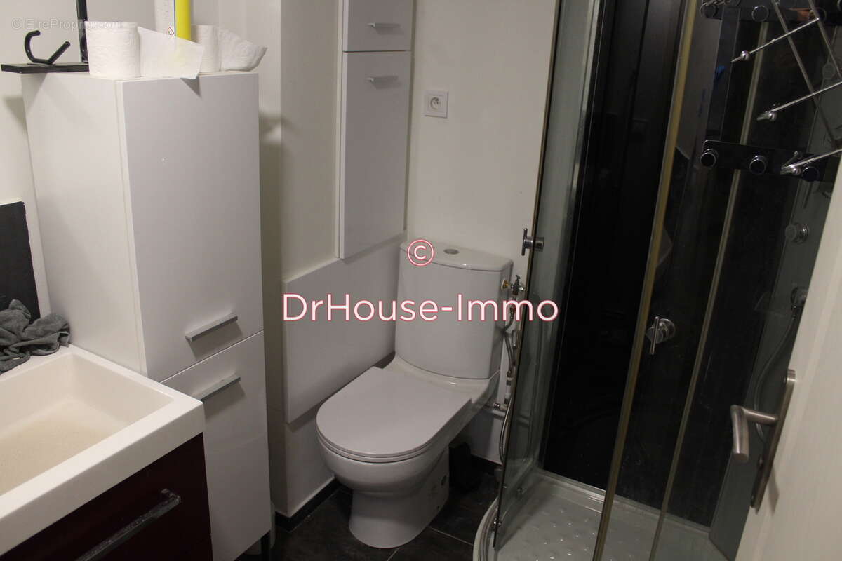 Maison à ROULLET-SAINT-ESTEPHE