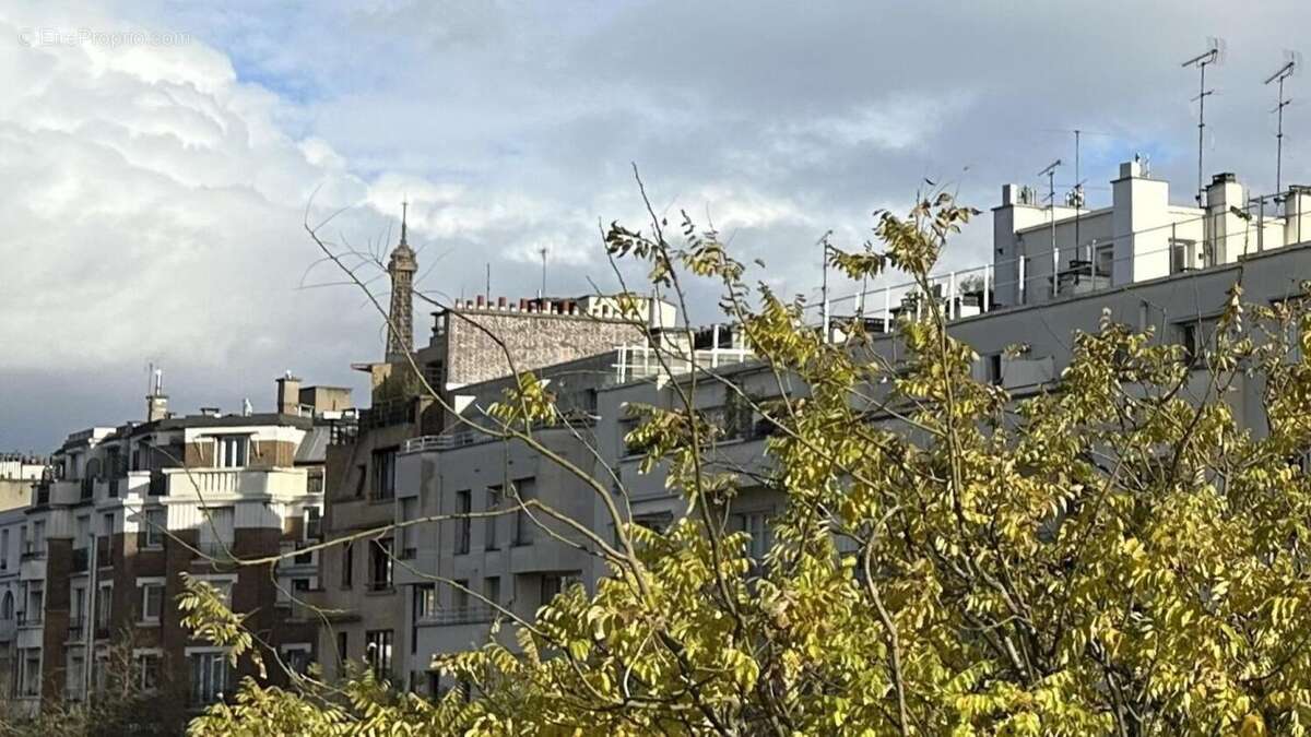 Photo 2 - Appartement à PARIS-16E