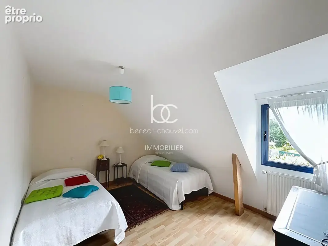 Plescop - Maison familiale de charme avec jardin arboré - photo 13