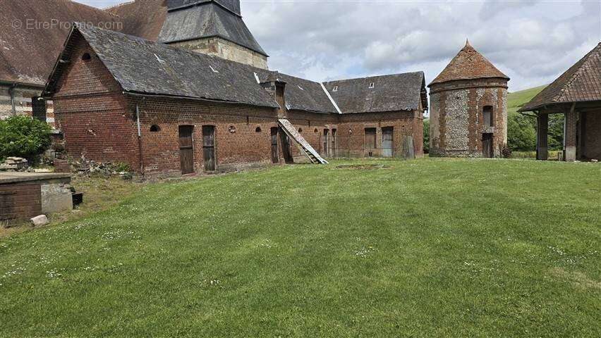 Maison à BUCHY