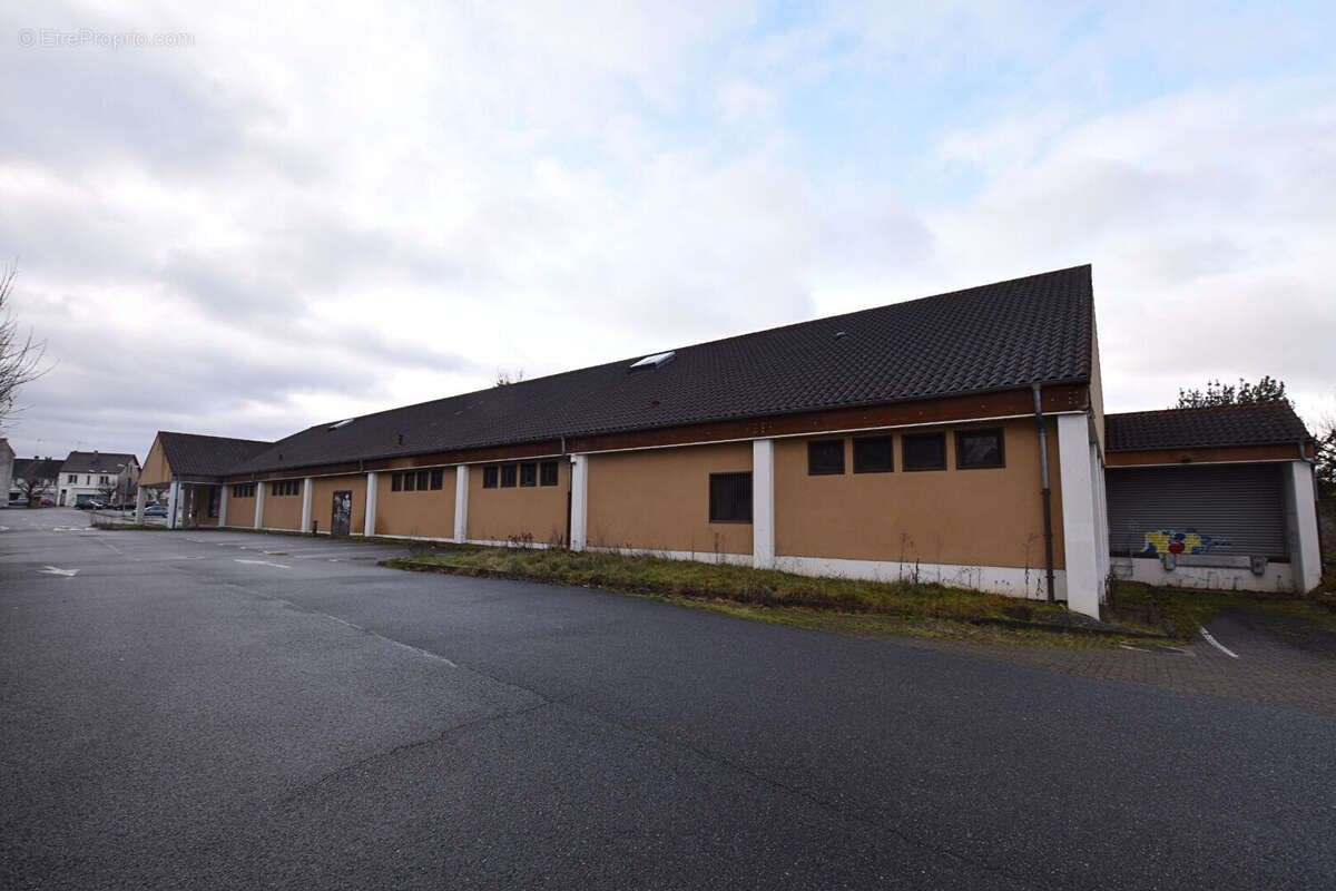 Commerce à LAPALISSE