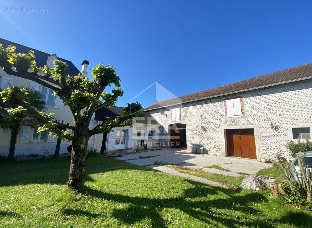 Maison à LESCAR