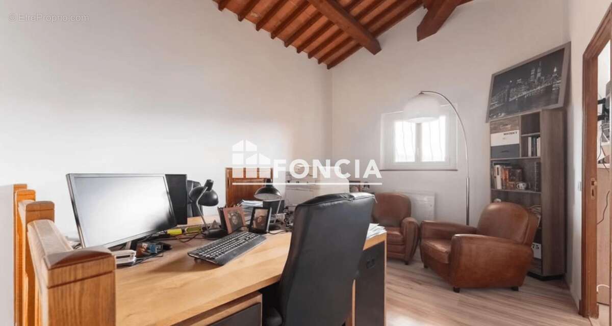 Maison à LA BOUILLADISSE