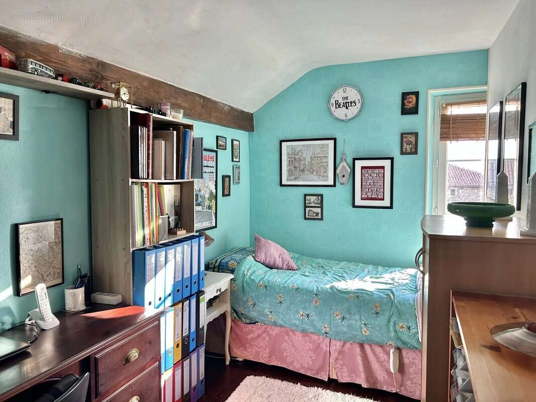 Maison à SAUZE-VAUSSAIS