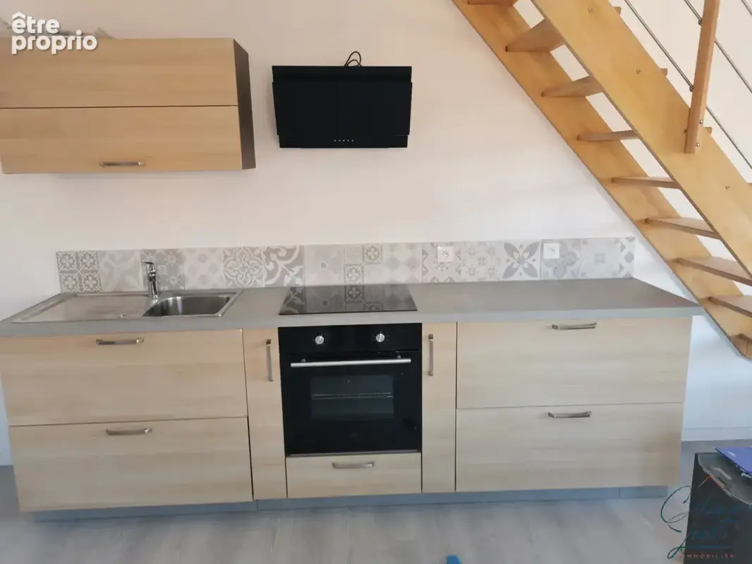 EXCLUSIF - Appartement 2P en duplex de 40 m2 hab. avec stationnement - photo 3