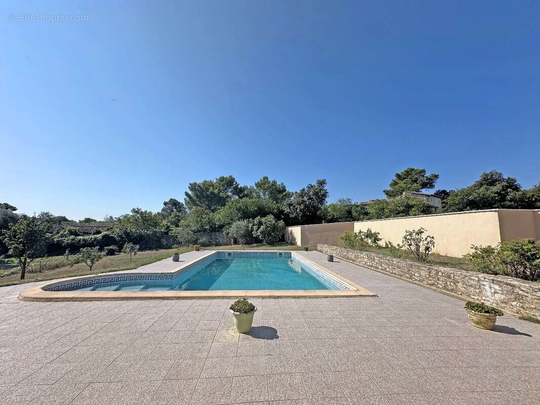 Appartement à NIMES