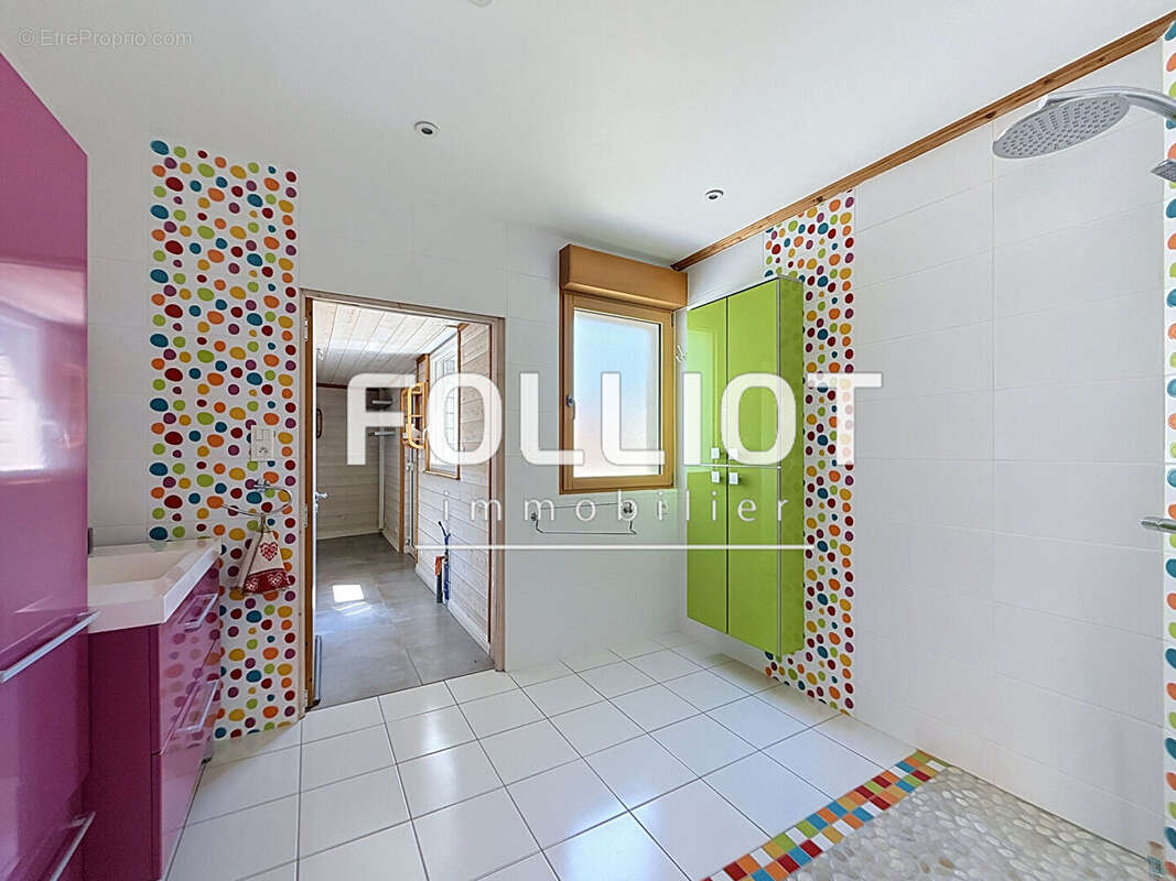 Maison récente 6 pièces à vendre à Donville-les-Bains - Réf 146988 - photo 5