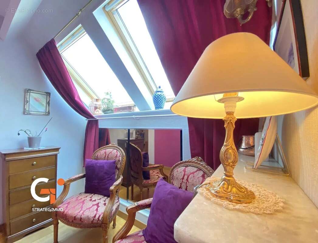 Maison à SAINT-ETIENNE-DU-ROUVRAY