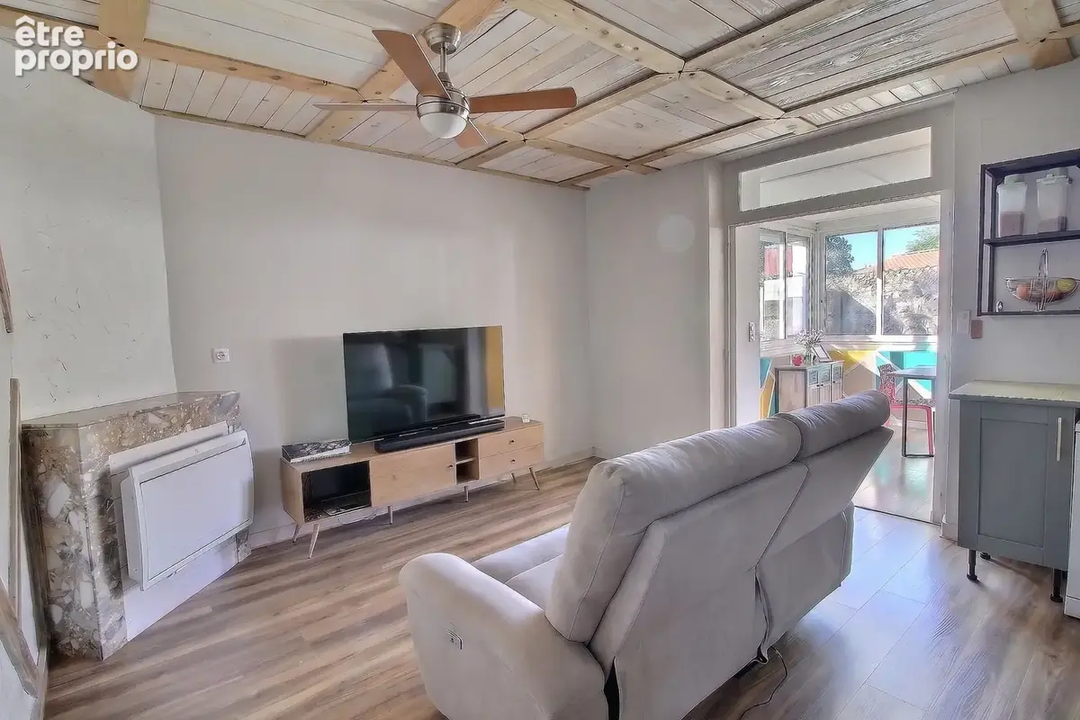 Maison ancienne de plain-pied rénovée avec étage en copropriété - 5 pièces - 99 m2 environ - photo 6