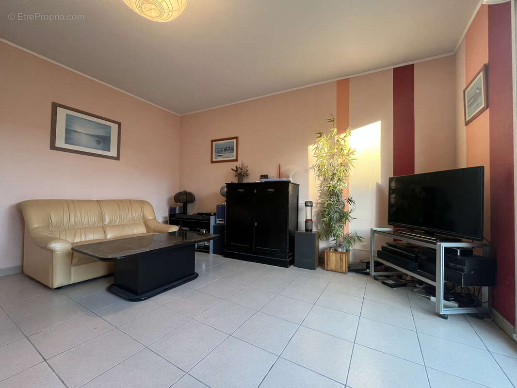 Appartement à LES MATHES