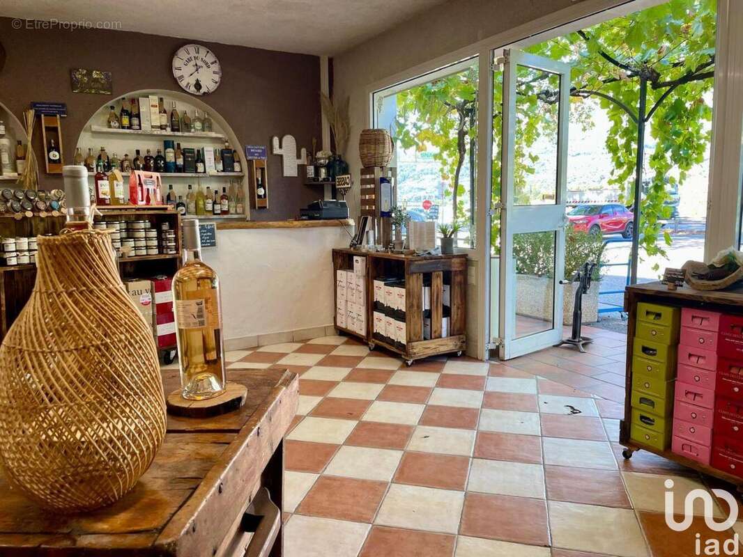 Photo 7 - Commerce à COLOMARS