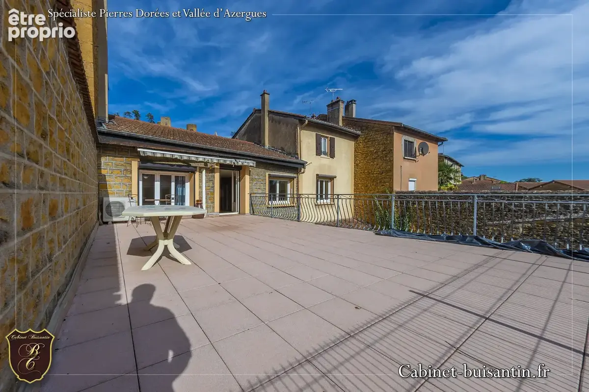 Appartement avec terrasse au cœur du village - photo 1