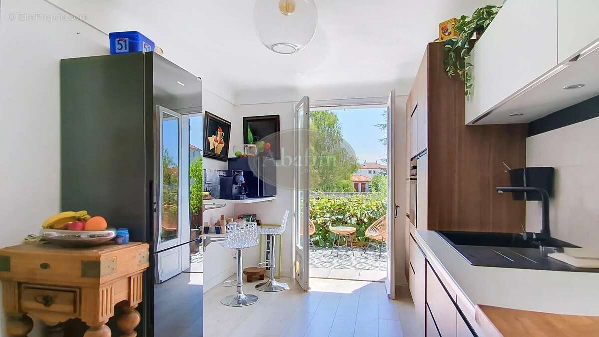 Elégante maison terrasse sous-sol - photo 16