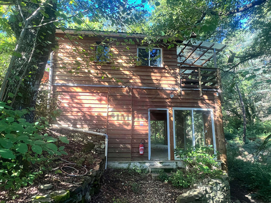 Maison à MOLIERES-SUR-CEZE