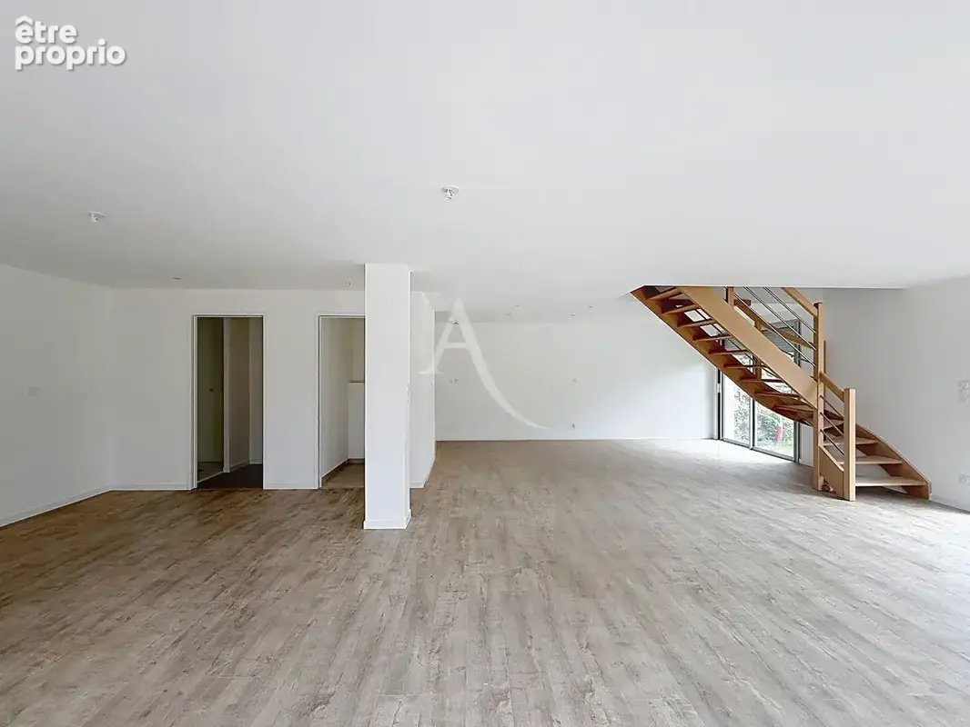 Maison Les Ponts De Ce 6 pièce(s) - photo 5