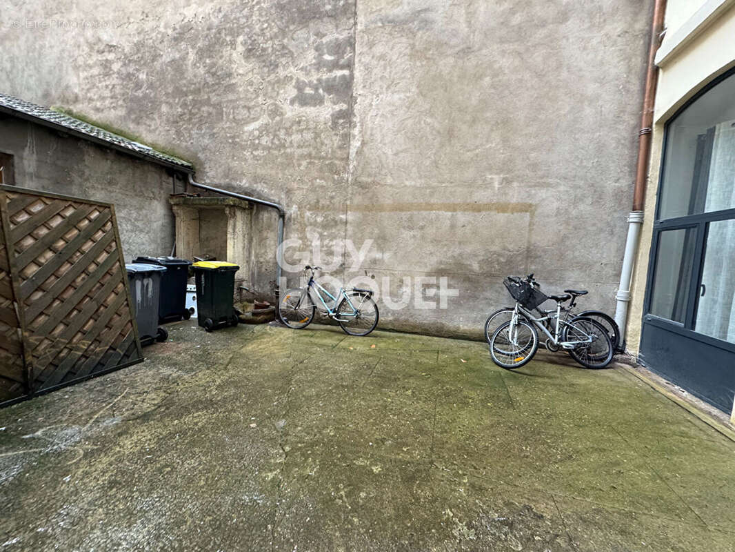 Appartement à LYON-6E